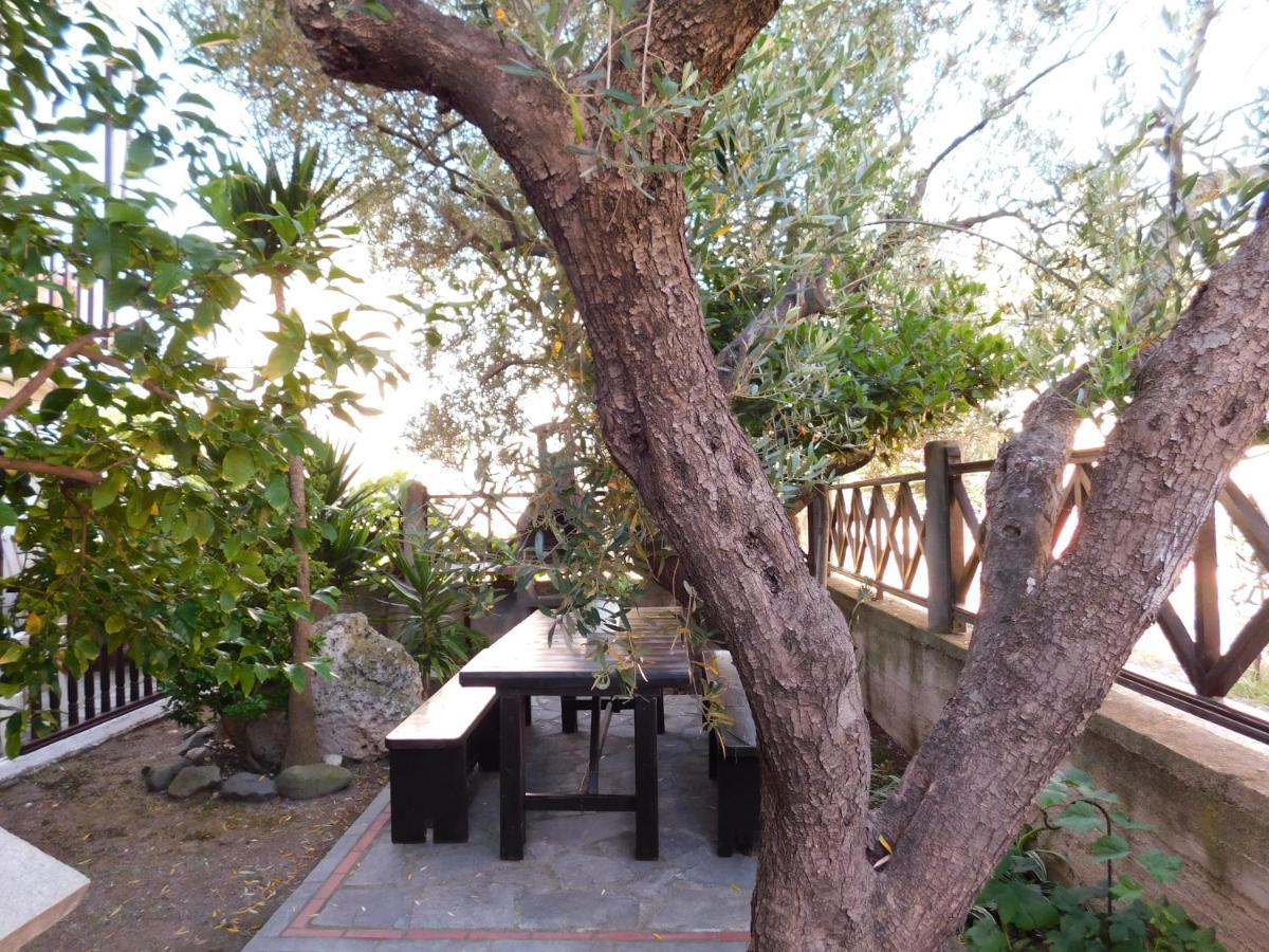 Dionysus-Mihanicus Ierissos Exterior foto